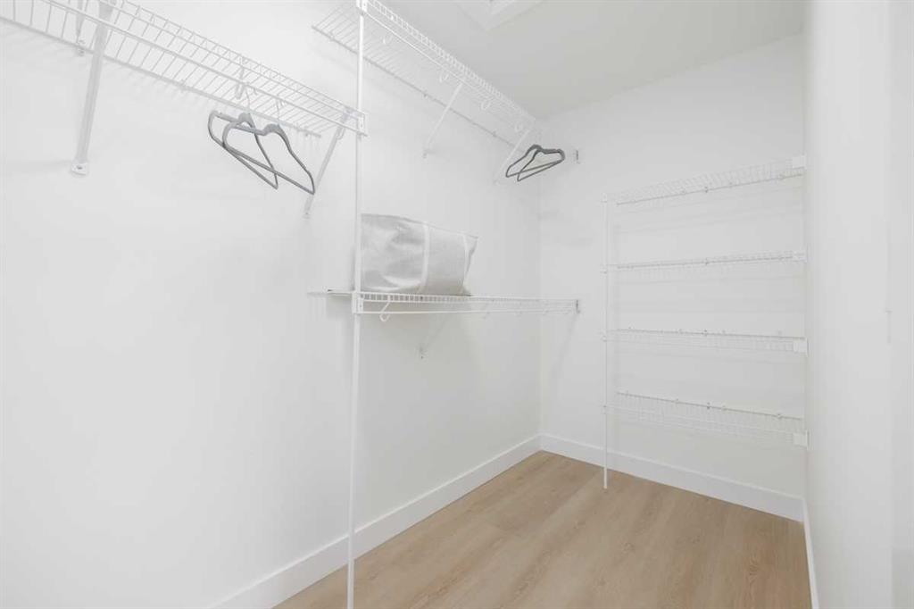 Picture for 208 Coopers Hill SW https://www.cirrealty.ca/reb/creb/40/A2266940_19.jpg