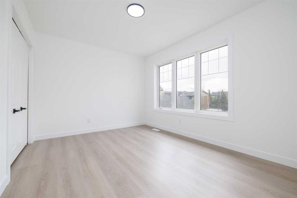 Picture for 208 Coopers Hill SW https://www.cirrealty.ca/reb/creb/40/A2266940_23.jpg