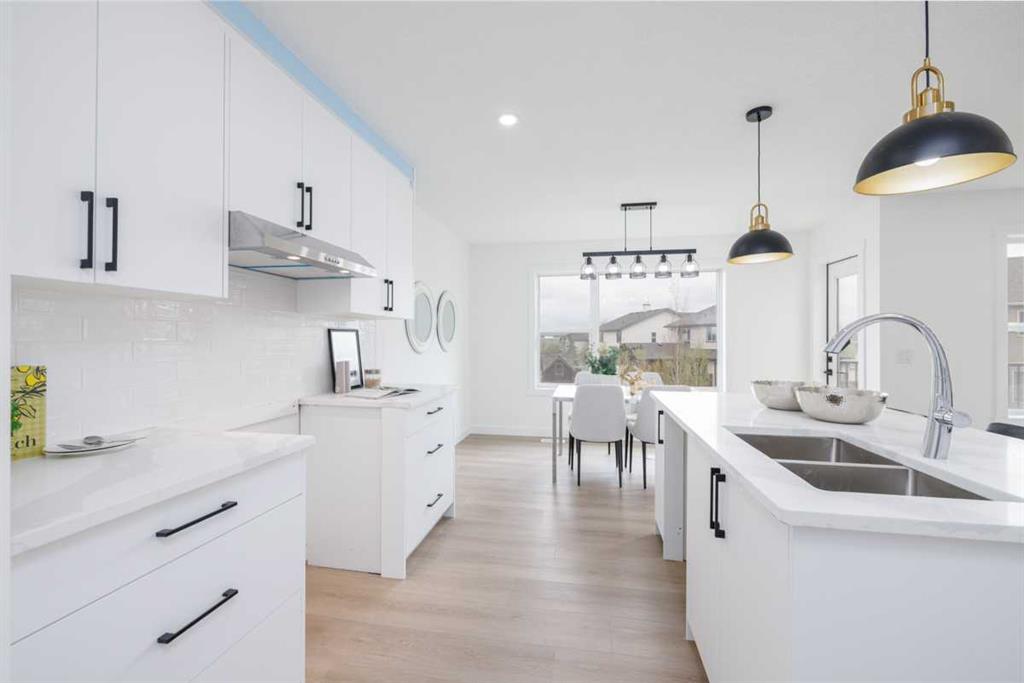 Picture for 208 Coopers Hill SW https://www.cirrealty.ca/reb/creb/40/A2266940_9.jpg