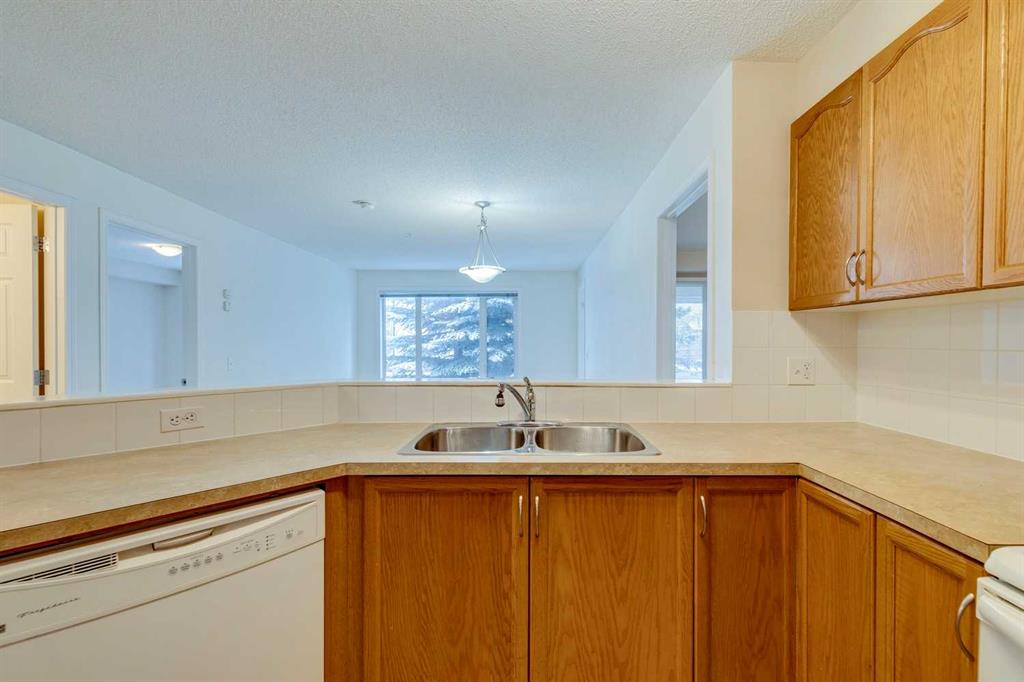 Picture for 2114, 5200 44 Avenue NE