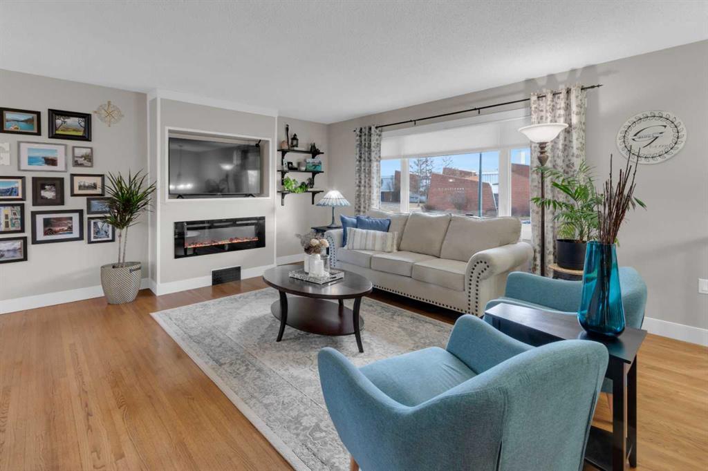 Picture for 724 Mapleton Drive SE