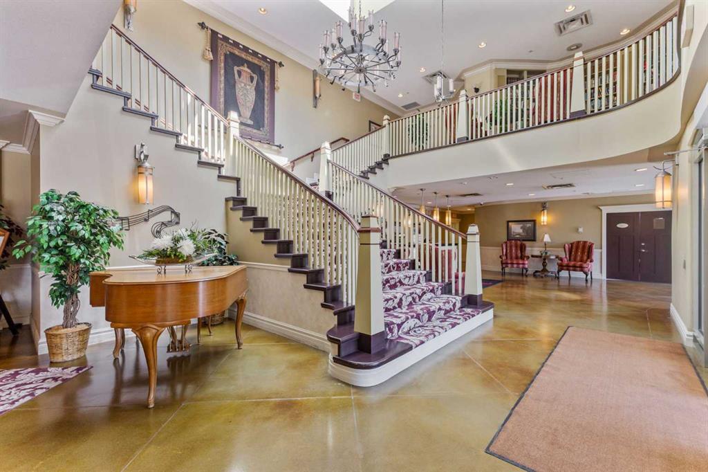 Picture for 409, 1718 14 Avenue NW