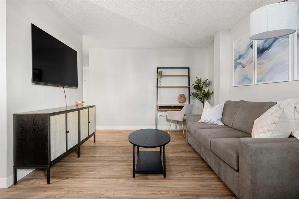 Picture for 101, 313 20 Avenue SW