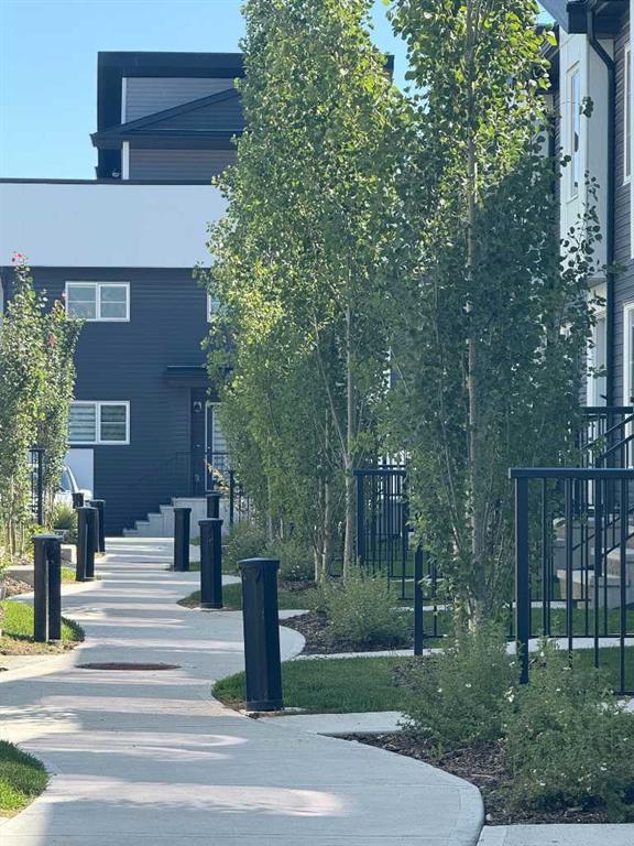 Picture for 107, 474 Seton Circle SE