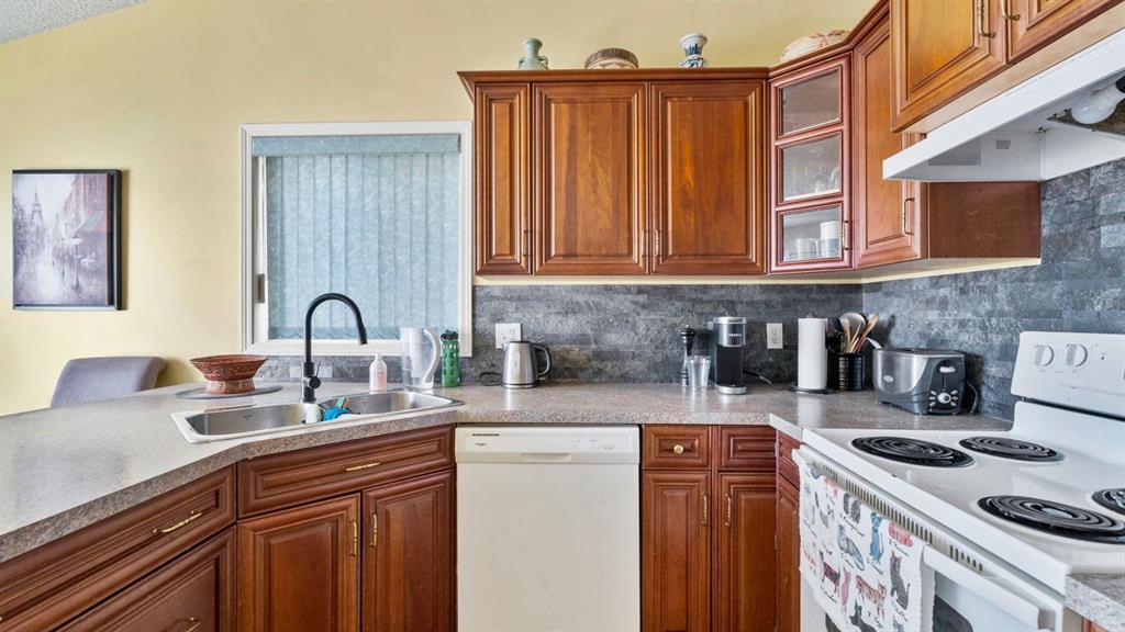 Picture for 80 Arbour Grove Close NW