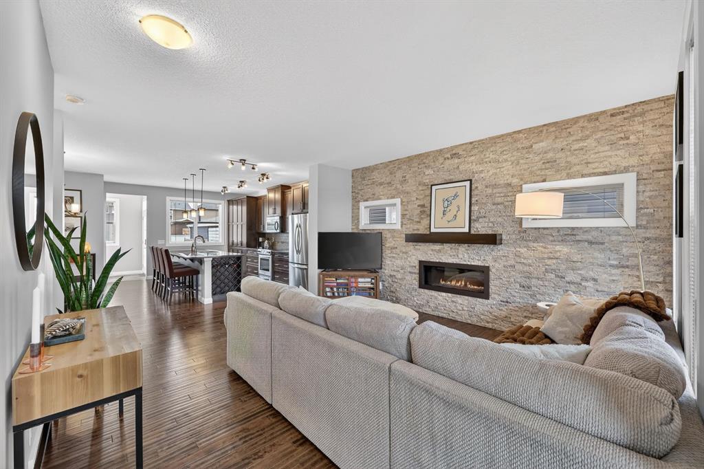 Picture for 62 Ravenswynd Rise SE