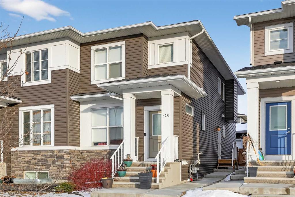 Picture for 128 Corner Meadows Gate NE