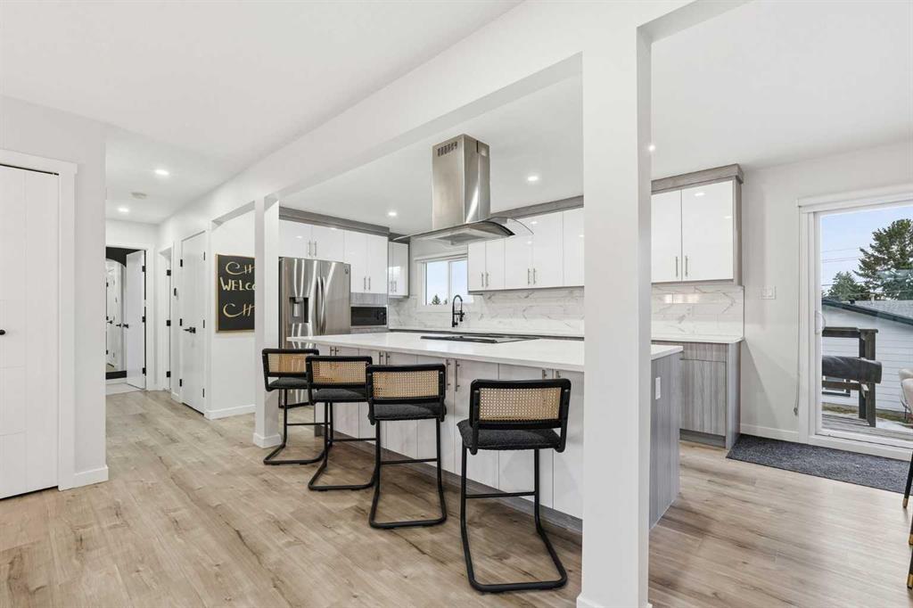 Picture for 711 101 Avenue SW