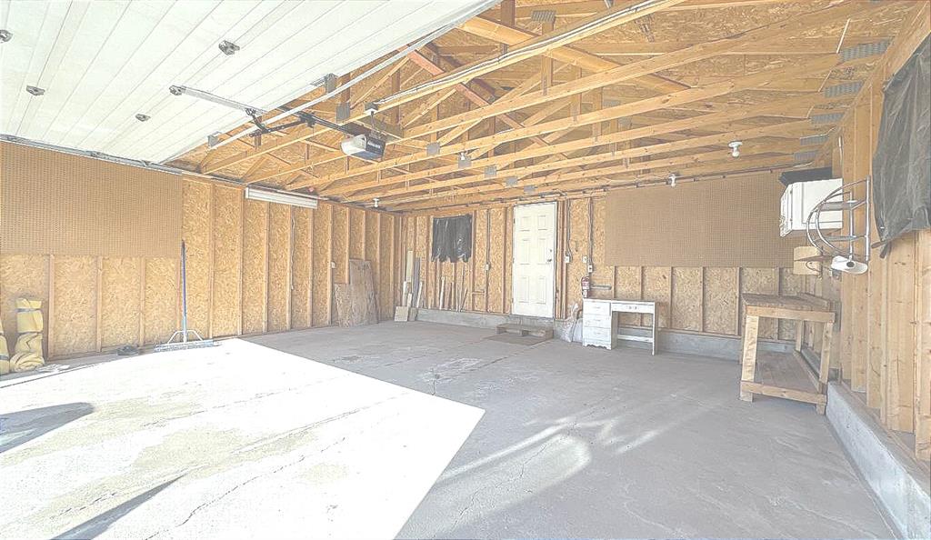 Picture for 6715 43 Avenue NE