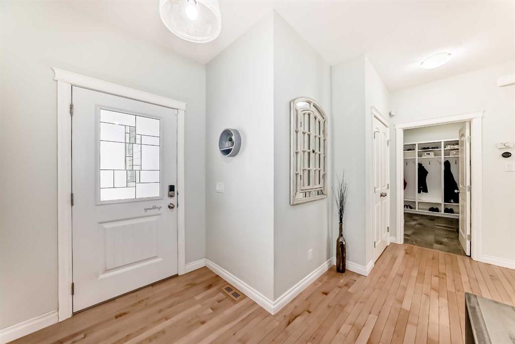 Picture for 98 Mahogany Way SE