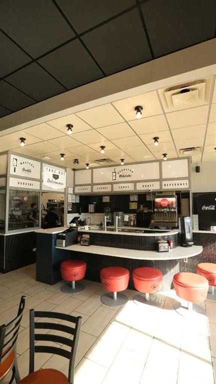 Picture for 320, 180 Legacy Main Street SE