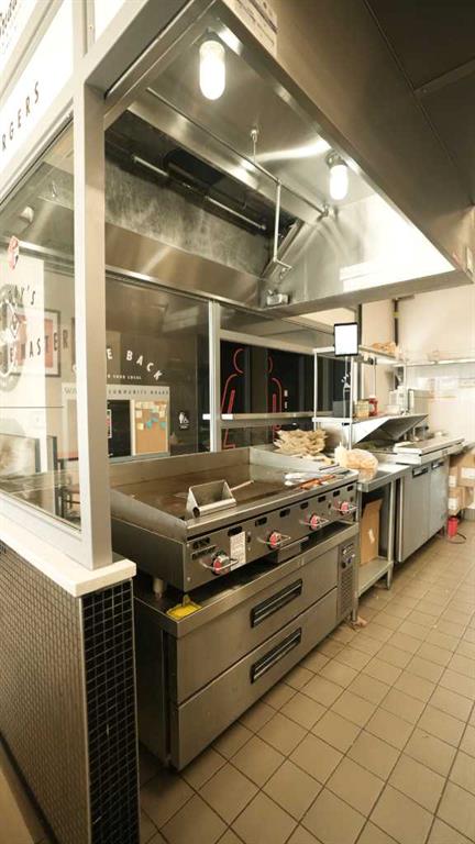 Picture for 320, 180 Legacy Main Street SE