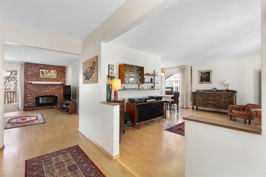 Picture for 115 Midvalley Place SE