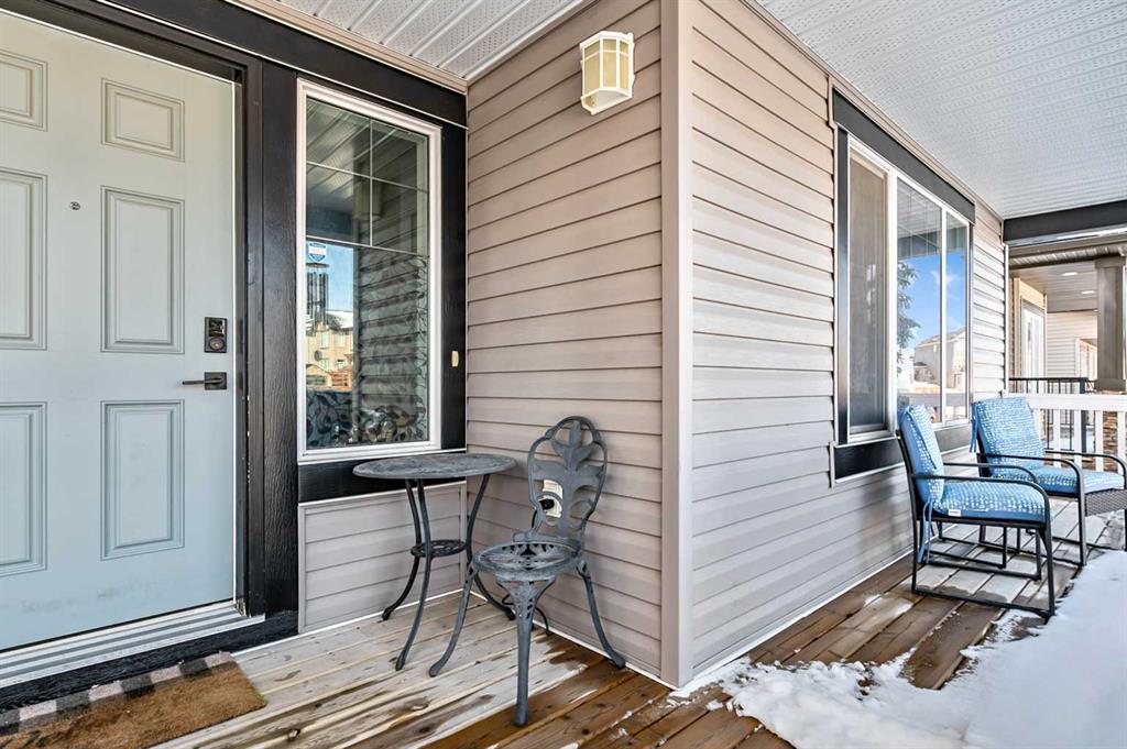 Picture for 61 Drake Landing Loop 