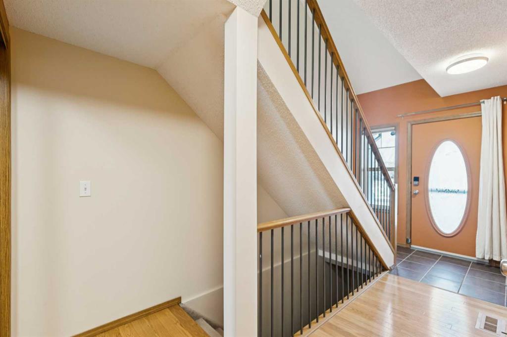 Picture for 39 Country Village Circle NE