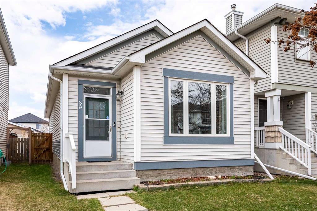 Picture for 89 Prestwick Way SE