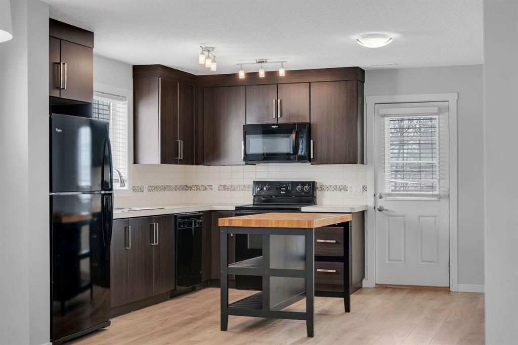 Picture for 406 Mckenzie Towne Close SE