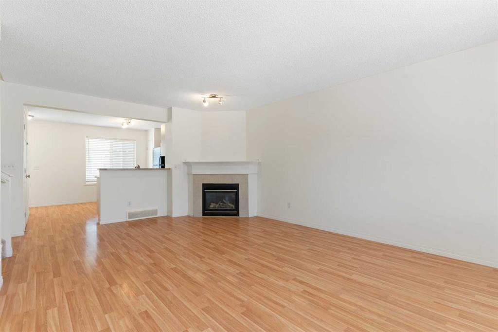 Picture for 119 Royal Birch Villas NW