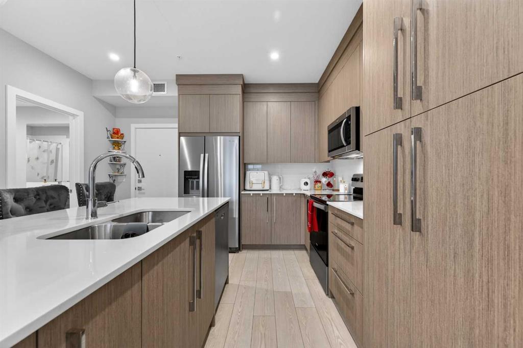 Picture for 1107, 681 Savanna Boulevard NE