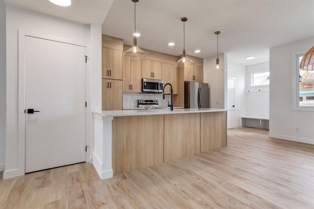 Picture for 235 Sora Boulevard SE