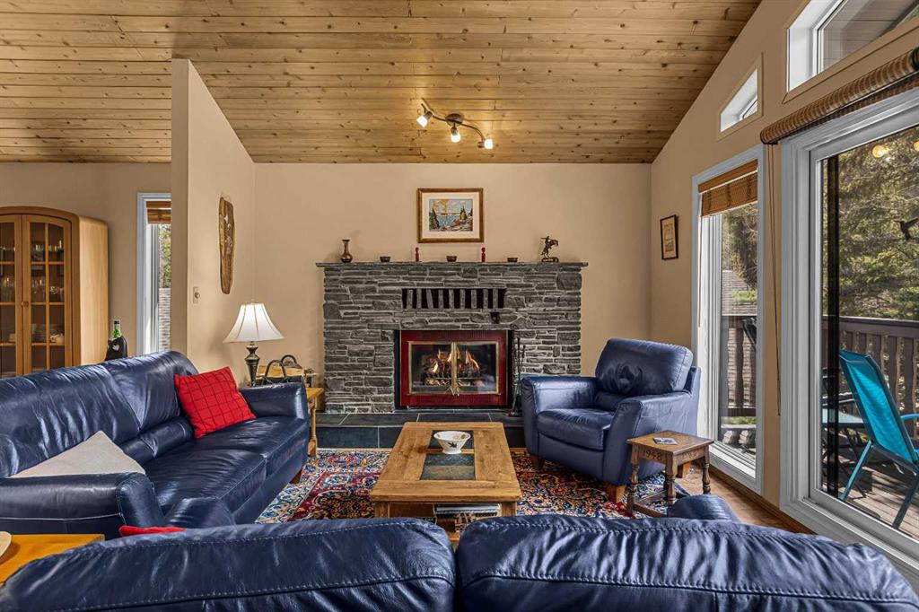 Picture for 1054 Evergreen Circle 