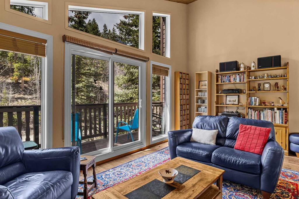 Picture for 1054 Evergreen Circle 