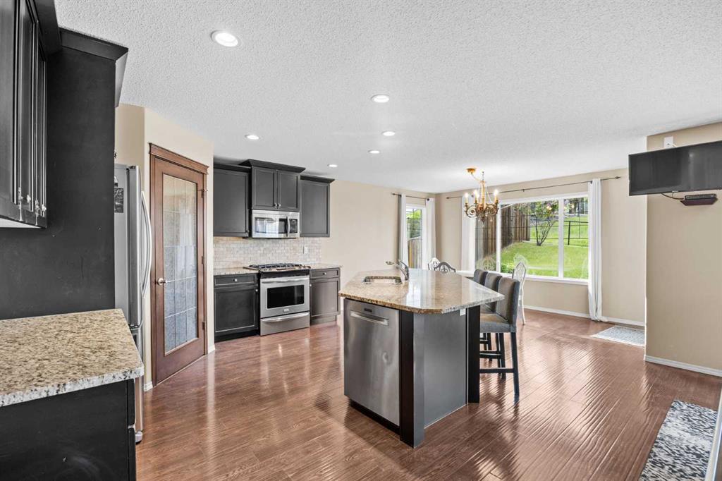 Picture for 38 Westmount Way 