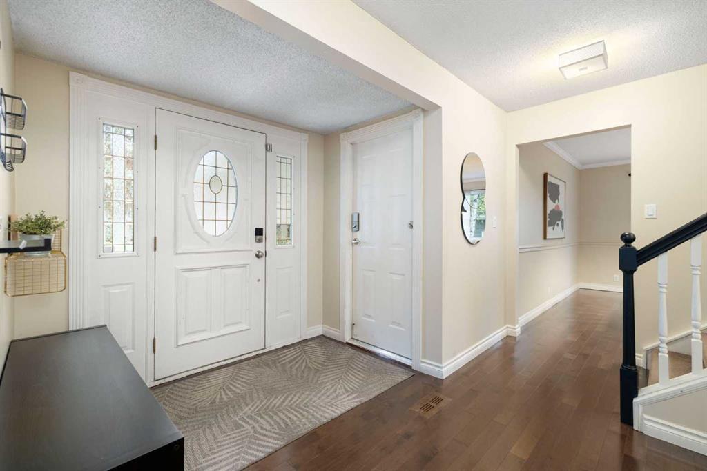 Picture for 111 Lake Mead Place SE