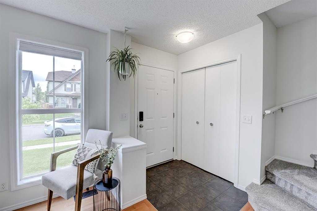 Picture for 12 Elgin Meadows View SE