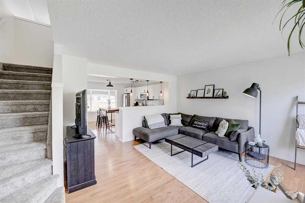 Picture for 12 Elgin Meadows View SE