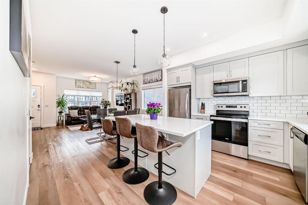 Picture for 109, 525 River Heights Drive 