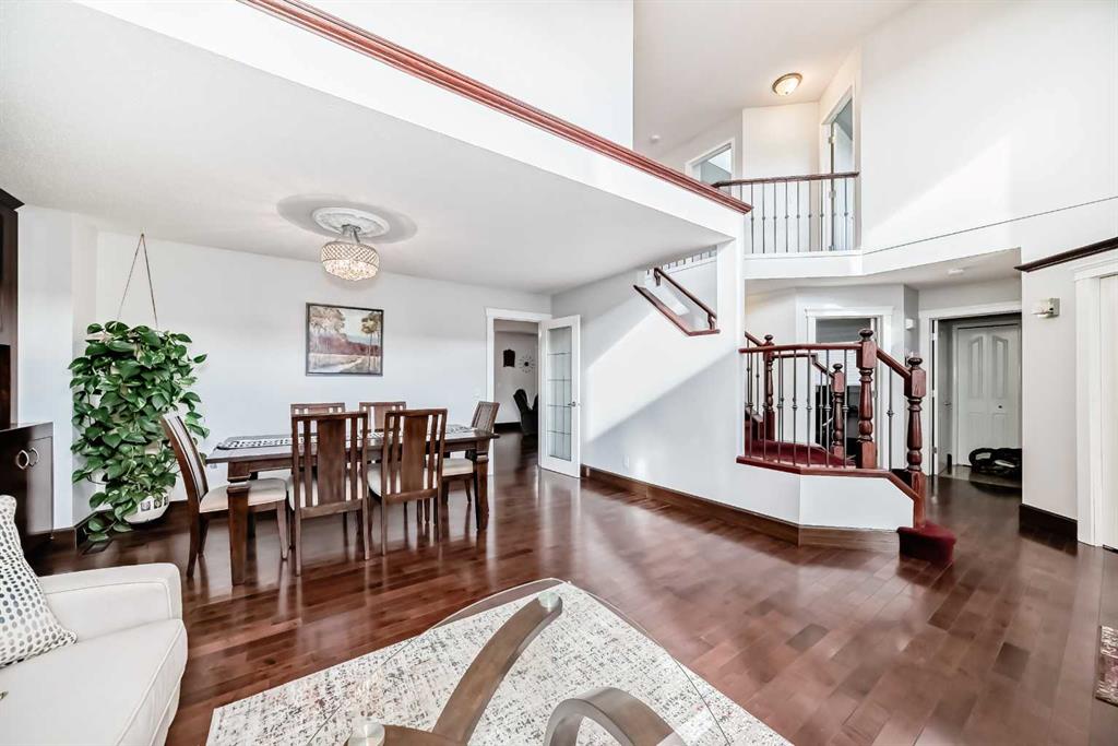 Picture for 109 Royal Crest Terrace NW