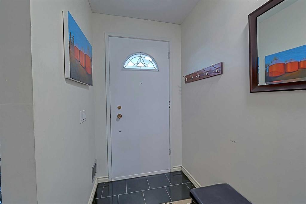 Picture for 5940 Dalkeith Hill NW