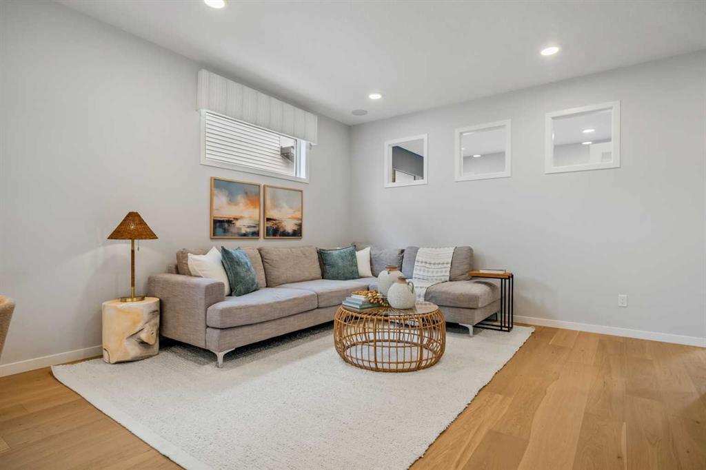 Picture for 545 Bridgeport Street 