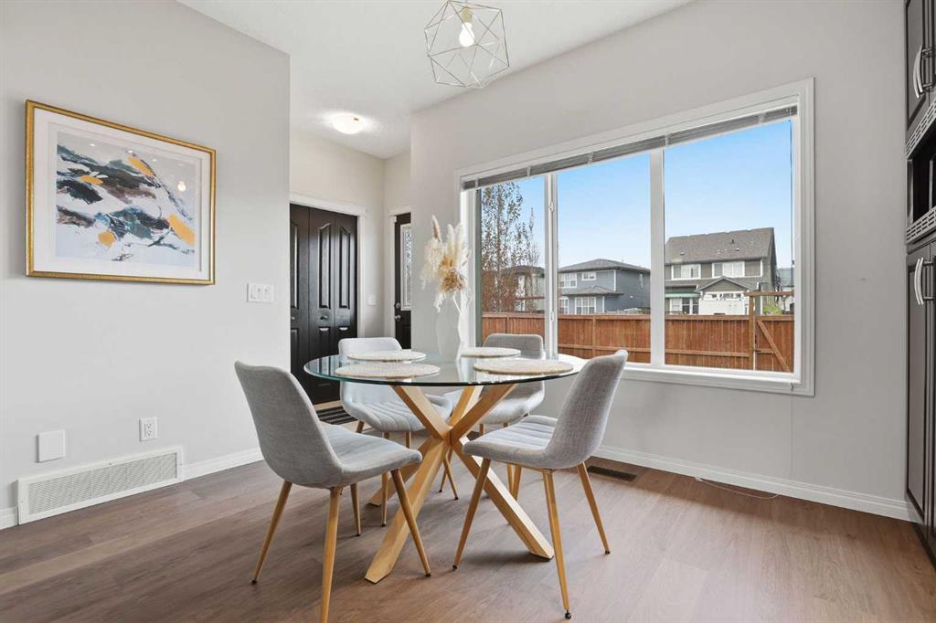 Picture for 632 Mahogany Boulevard SE
