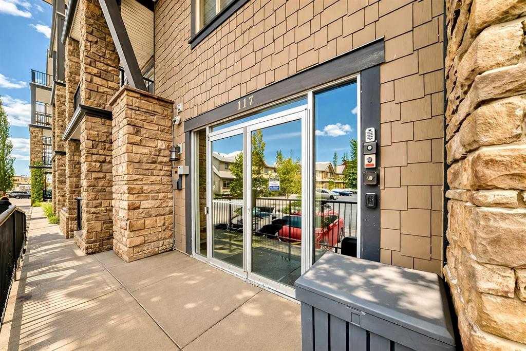 Picture for 312, 117 Copperpond Common SE