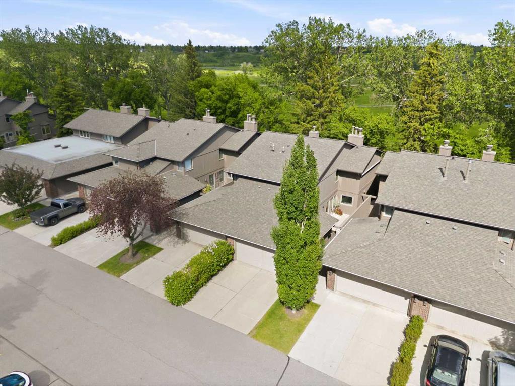 Picture for 821, 860 Midridge Drive SE