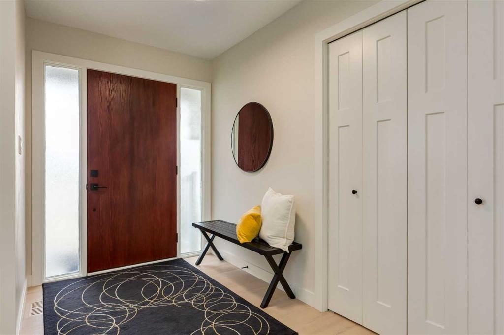 Picture for 956 Midridge Drive SE