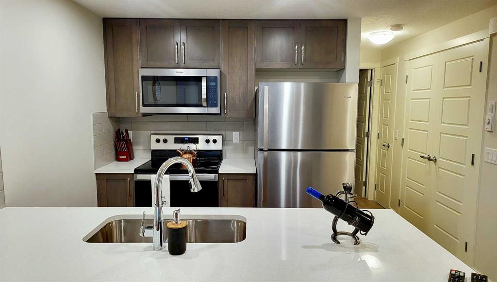 Picture for 317, 260 Rowley Way NW