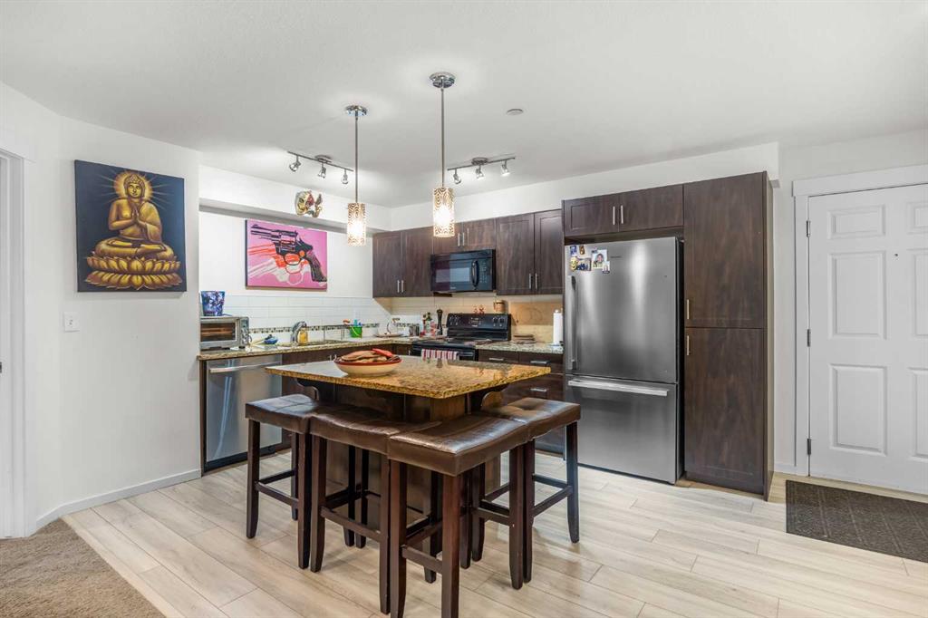 Picture for 5209, 279 Copperpond Common SE