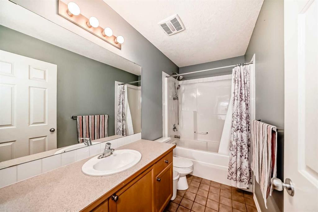Picture for 26 Copperfield View SE https://www.cirrealty.ca/reb/creb/41/A2264641_19.jpg