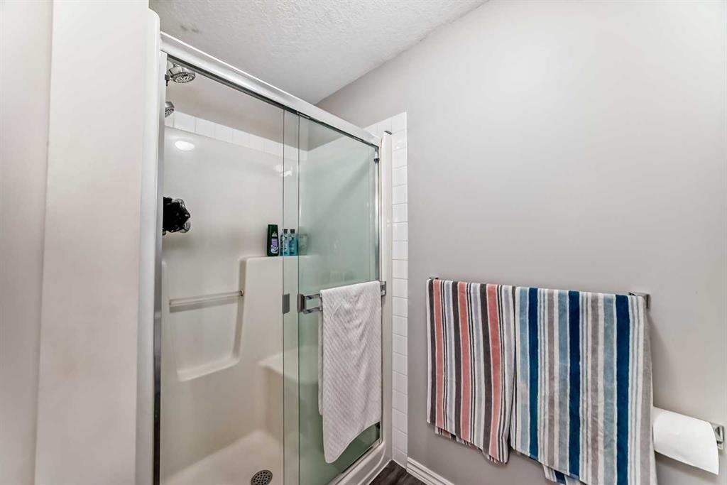 Picture for 26 Copperfield View SE https://www.cirrealty.ca/reb/creb/41/A2264641_27.jpg