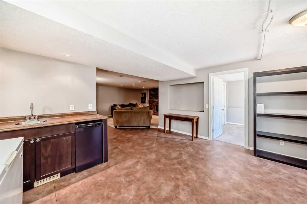 Picture for 26 Copperfield View SE https://www.cirrealty.ca/reb/creb/41/A2264641_33.jpg
