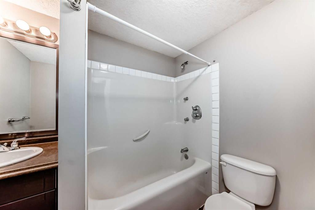Picture for 26 Copperfield View SE https://www.cirrealty.ca/reb/creb/41/A2264641_35.jpg