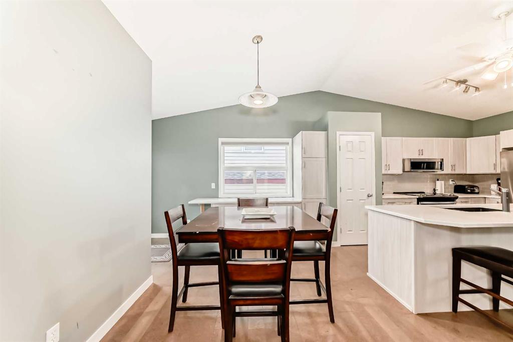 Picture for 26 Copperfield View SE https://www.cirrealty.ca/reb/creb/41/A2264641_9.jpg