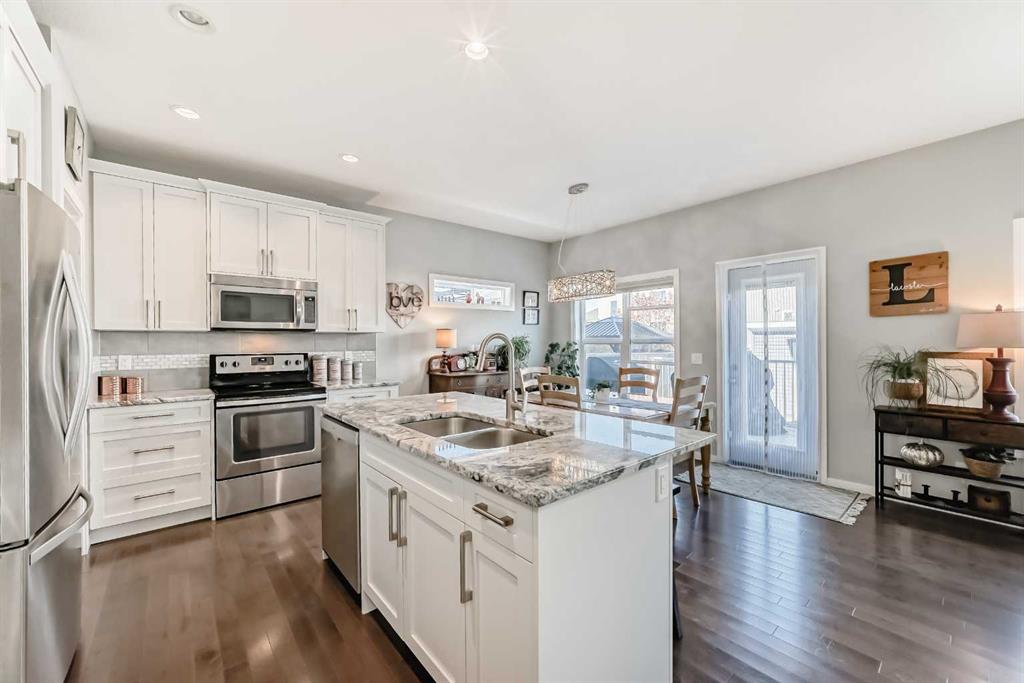 Picture for 4 Bethune Way 