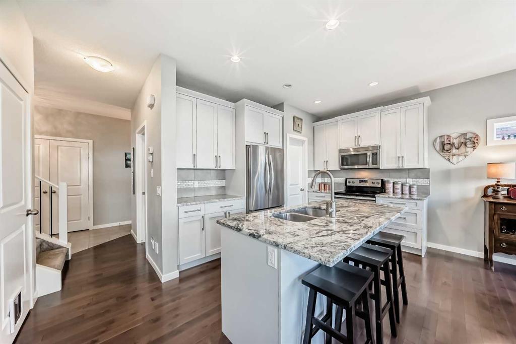 Picture for 4 Bethune Way 