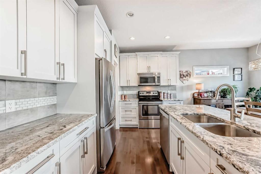 Picture for 4 Bethune Way 