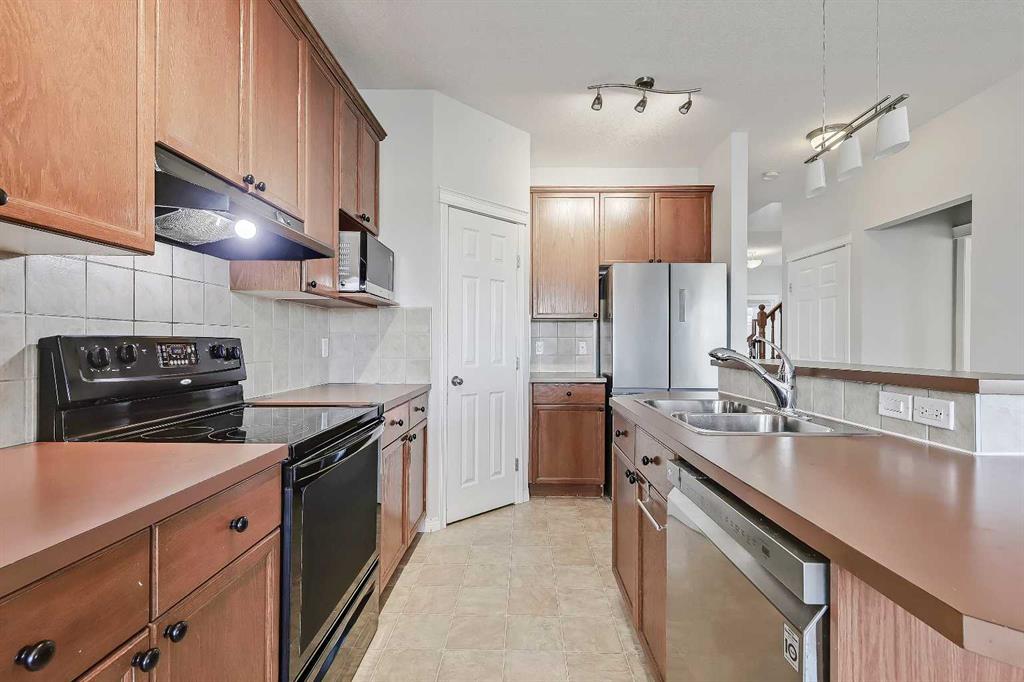 Picture for 102 Kincora Glen Mews NW