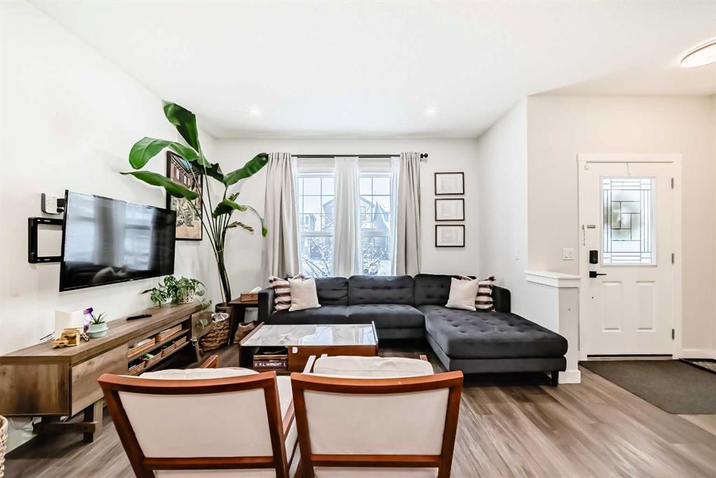 Picture for 231 Legacy Glen Way SE